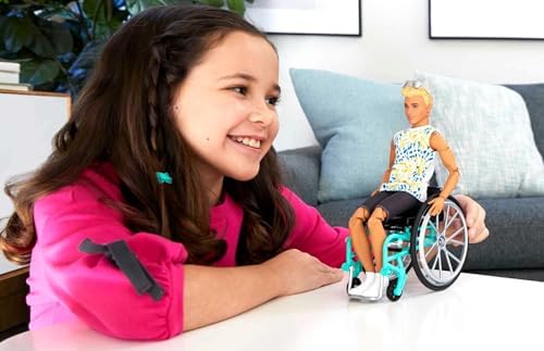 Barbie Ken Fashionistas Doll