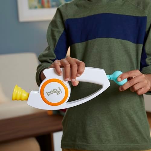 Hasbro Gaming Bop It - Electronic Party Game for 8 Single or Multiplayer Mode