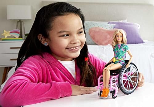 Barbie Fashionistas Doll