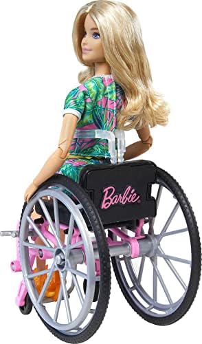 Barbie Fashionistas Doll
