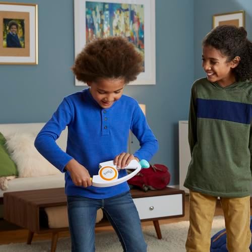 Hasbro Gaming Bop It - Electronic Party Game for 8 Single or Multiplayer Mode