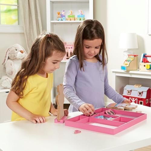 Melissa & Doug Melissa Doug Disney Minnie Mouse and Daisy Duck Magnetic Dress-Up Wooden Doll