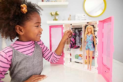 Barbie Fashionistas Doll Ultimate Closet Playset