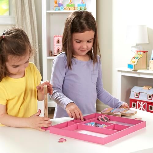 Melissa & Doug Melissa Doug Disney Minnie Mouse and Daisy Duck Magnetic Dress-Up Wooden Doll