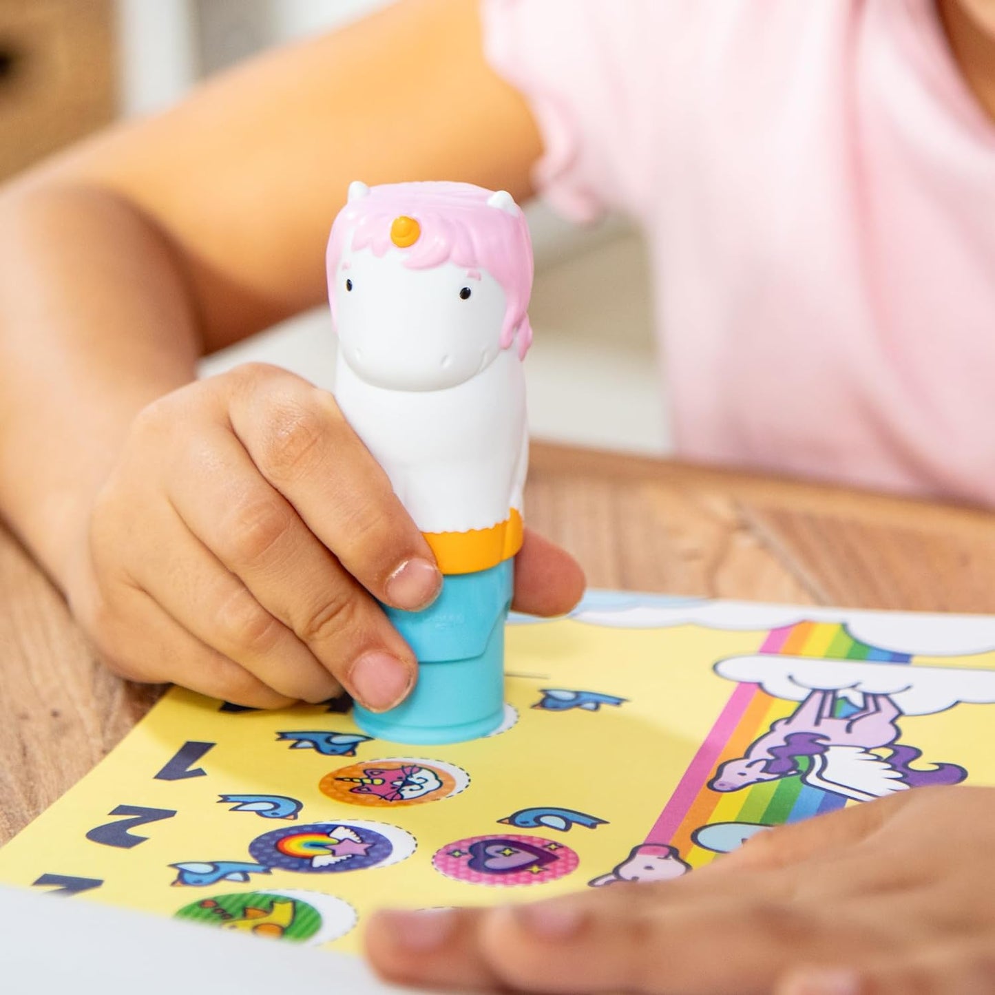 Melissa & Doug Melissa Doug Sticker WOWa 24-Page Activity Pad and Sticker Stamper 300
