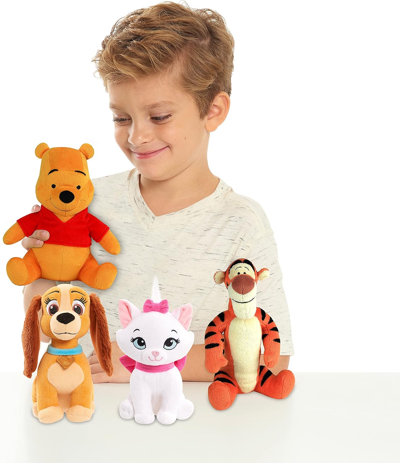 Disney 7.2-inch Winnie the Pooh Beanbag Plush Super Fabric for Ages 2 Up by Just Play