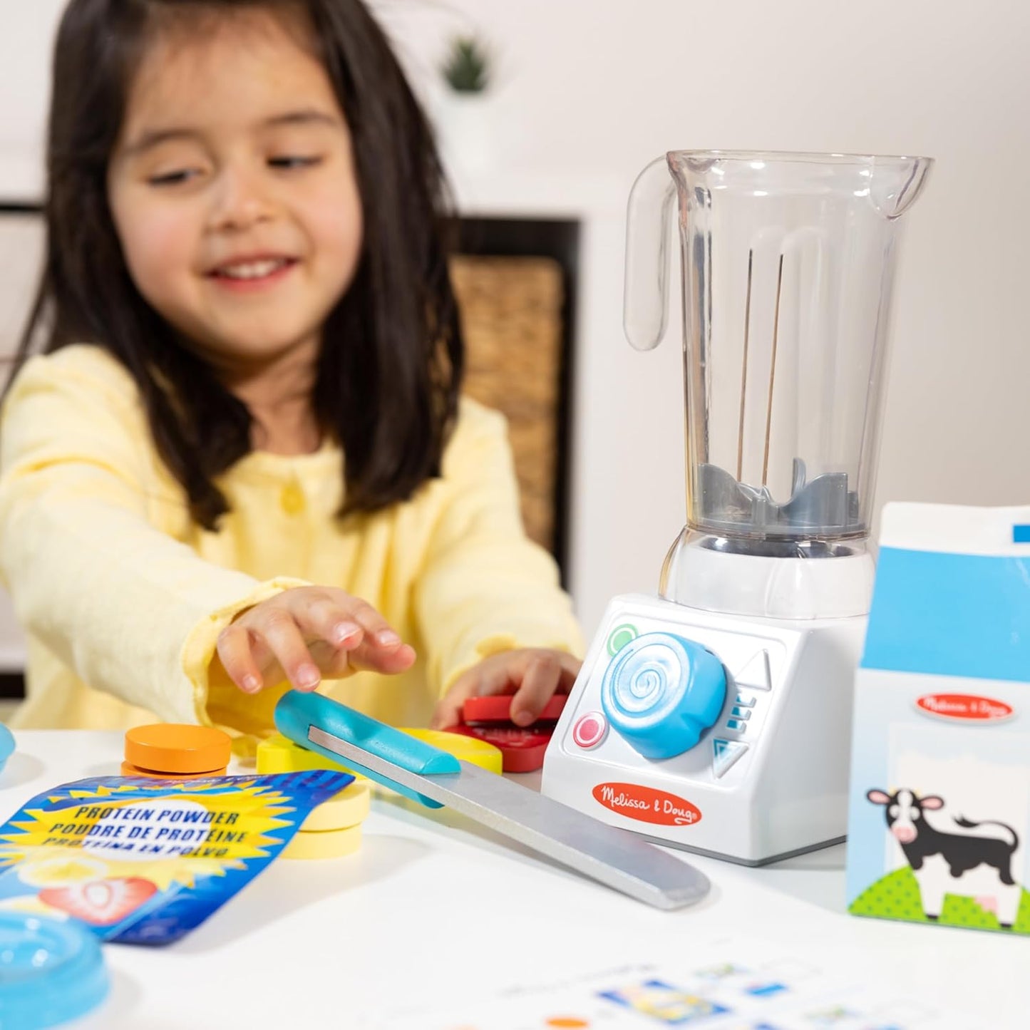 Melissa & Doug Melissa Doug Smoothie Maker Blender Set with Play Food - 22 Pieces