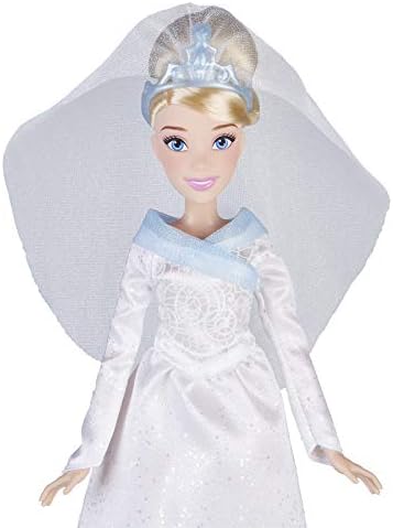 Disney Princess Cinderella and Prince Charming 2 Fashion Doll