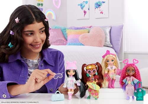 Barbie Extra Fly Minis Travel Doll