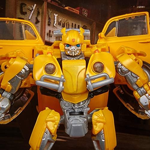 Transformers Studio Series 18 Deluxe Bumblebee - Action Figures Multicolor