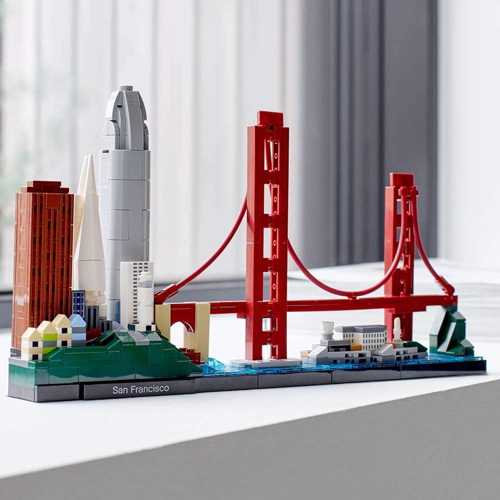 LEGO Architecture Skyline Collection 21043 San Francisco Building Kit (565 Pieces) – 21043