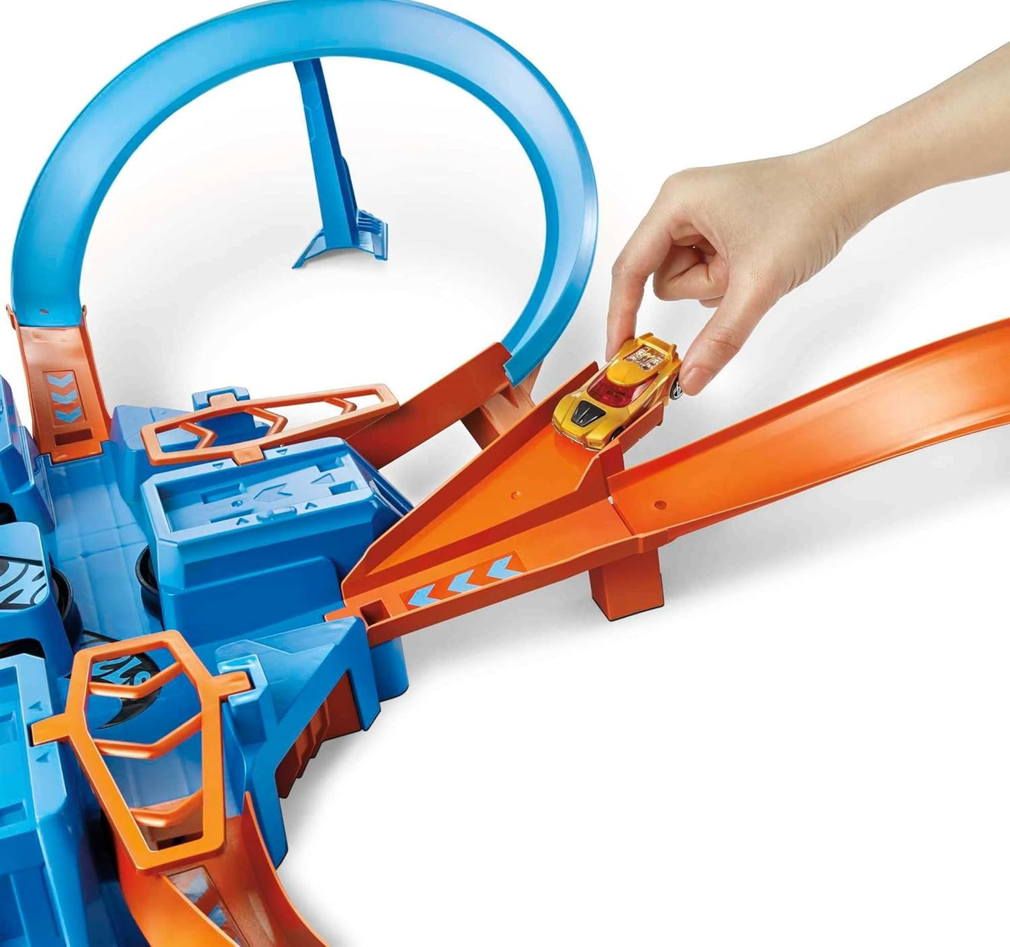 Hot Wheels Toy Car Track Set Criss Cross Crash with 164 Scale Vehicle