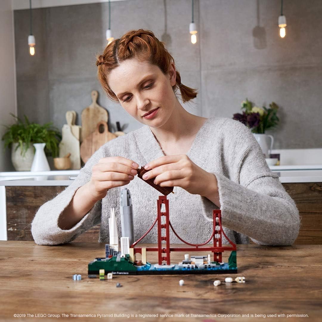 LEGO Architecture Skyline Collection 21043 San Francisco Building Kit (565 Pieces) – 21043