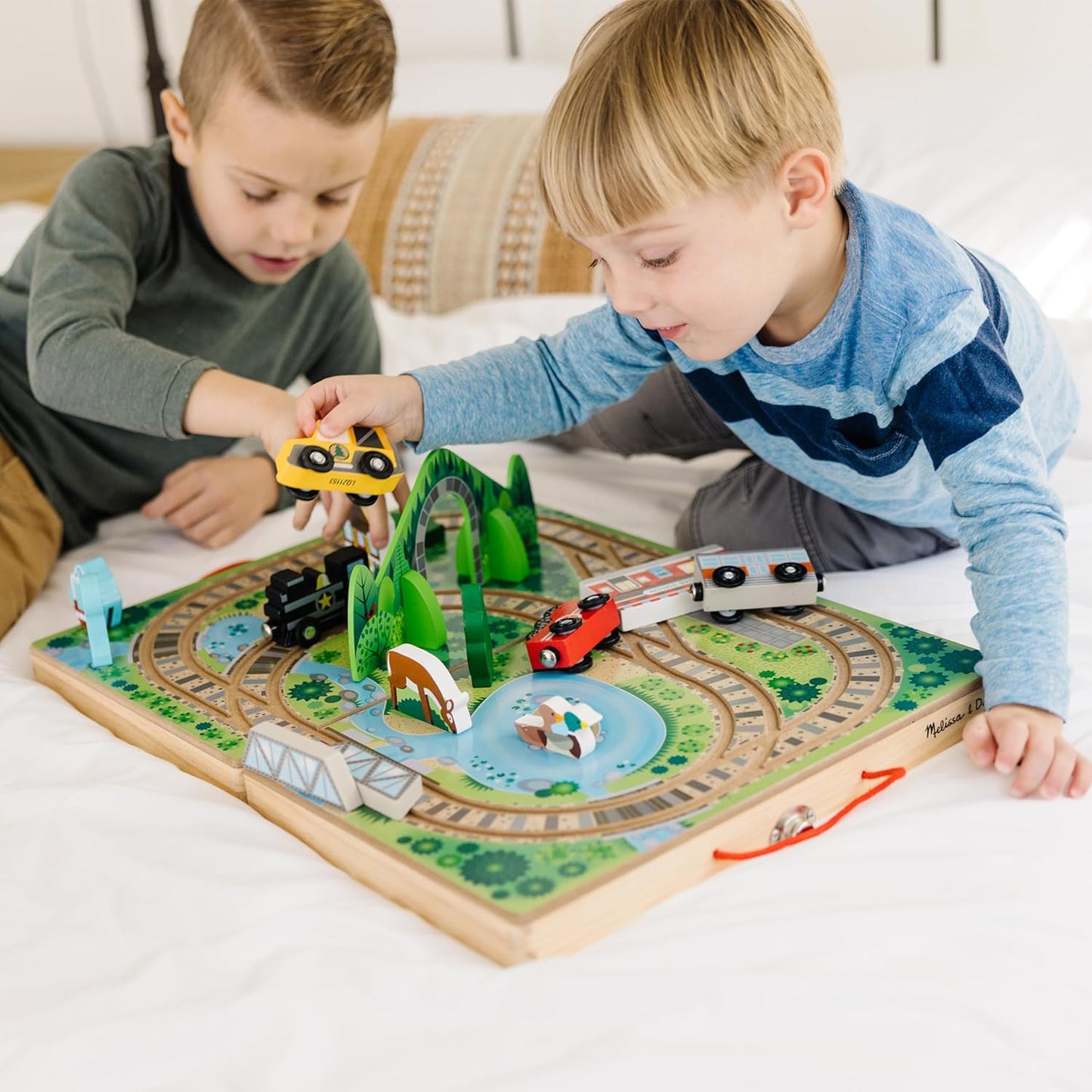 Melissa & Doug Melissa Doug 17-Piece Wooden Take-Along Tabletop Railroad 3 Trains Truck