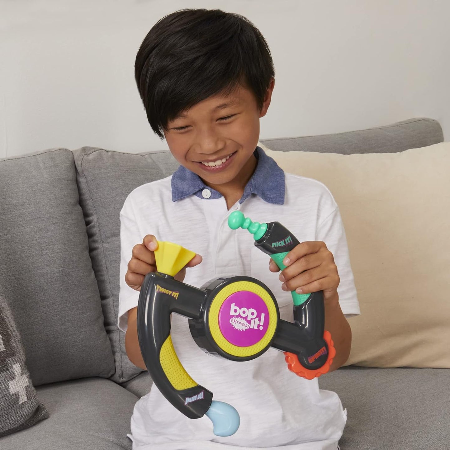 Hasbro Gaming Bop It! Extreme Electronic Game for 1 or More Players Fun Party Interactive Game for Kids Ages 8+ 4 Modes Including One-On-One Mode – 1