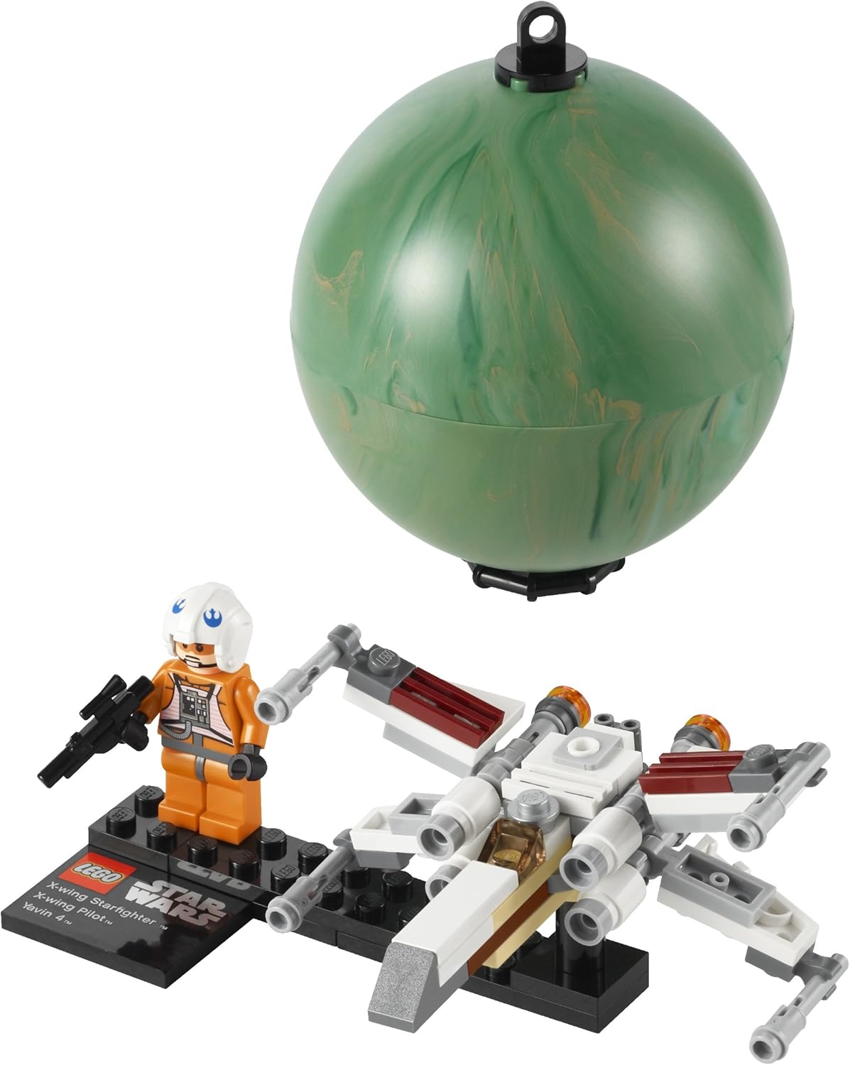 Star Wars LEGO  Xwing Starfighter and Yavin 4 – 4