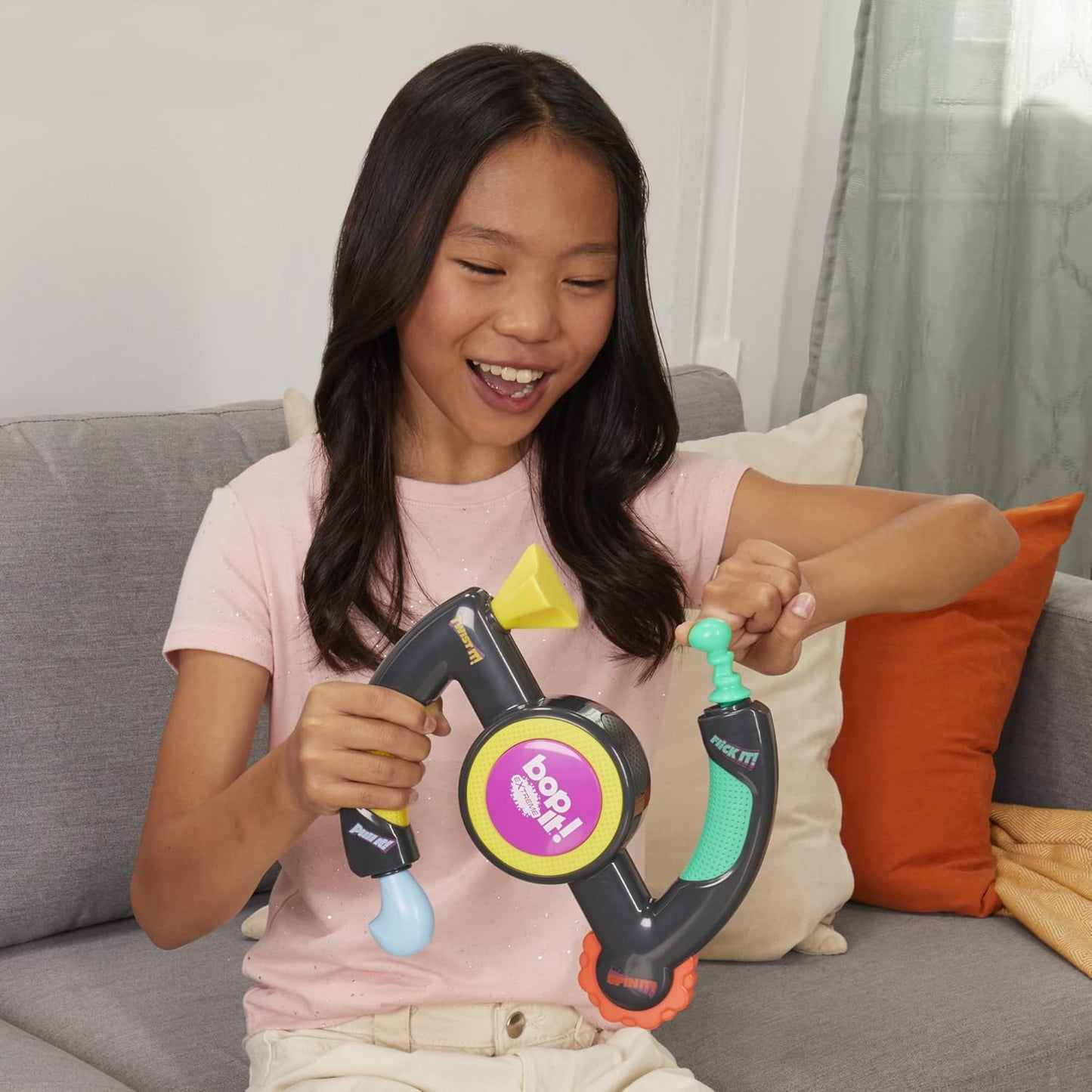 Hasbro Gaming Bop It! Extreme Electronic Game for 1 or More Players Fun Party Interactive Game for Kids Ages 8+ 4 Modes Including One-On-One Mode – 1